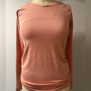 Lululemon swiftly tech long sleeve shirt